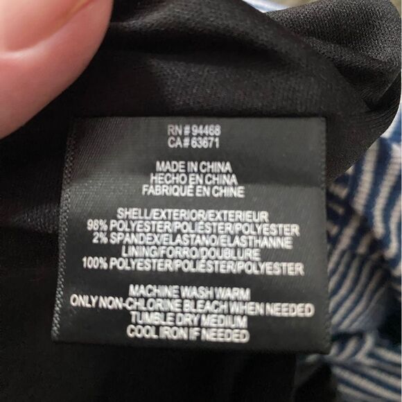 BCBG Paris Off-Shoulder Maxi Dress floral pretty feminine sz M garden cottage - Picture 7 of 16